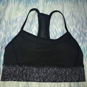 Size 6 lulu bra